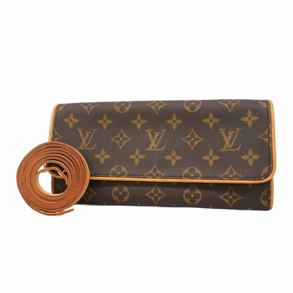LOUIS VUITTON Authentic Brown Monogram Pochette Shoulder Bag